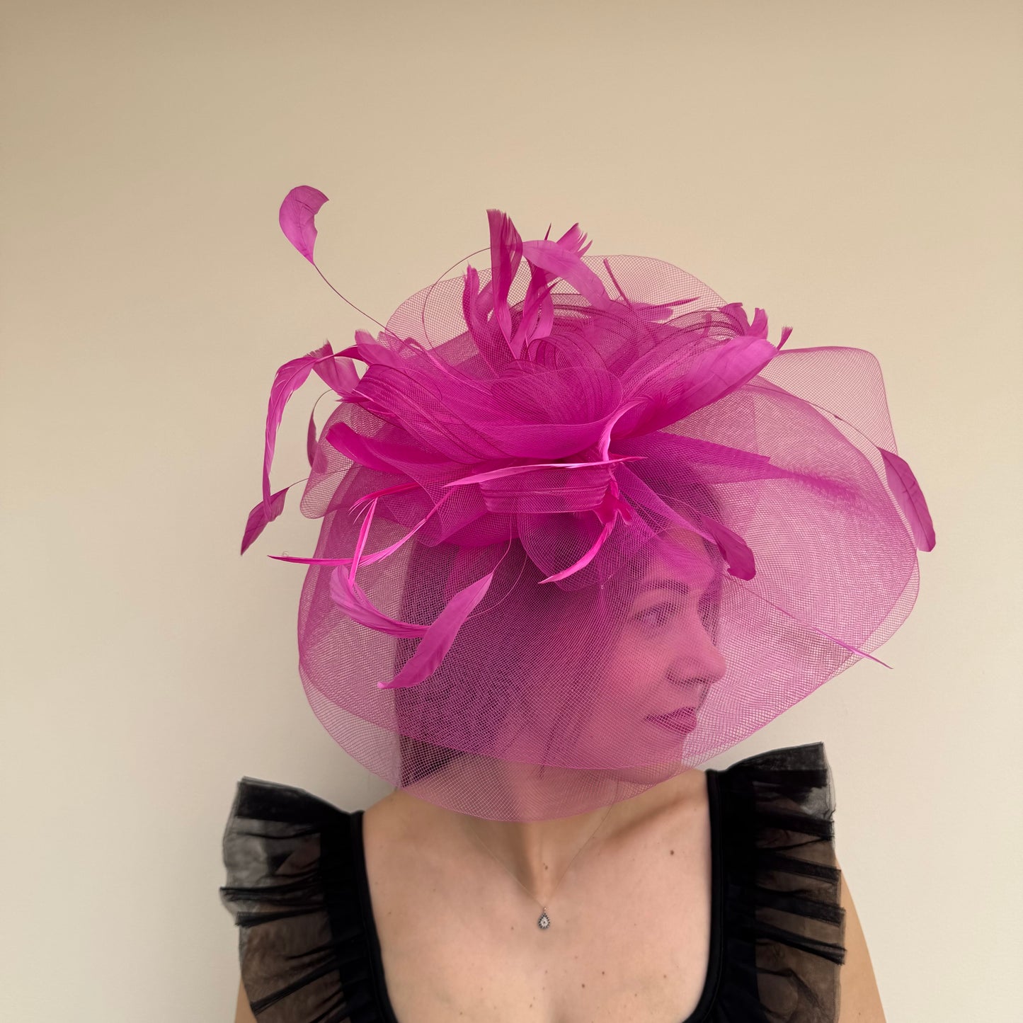 J Bees JB25/165 Fuchsia Pink Fascinator
