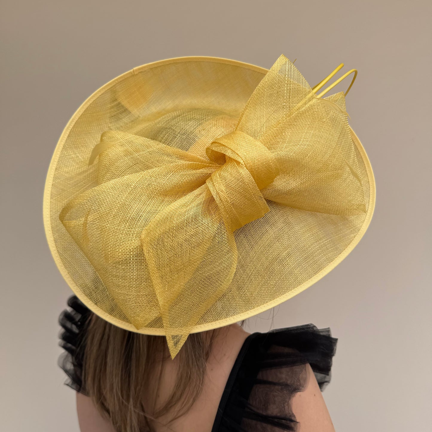 J Bees JB26/132 Lemon Yellow Bow Hatinator