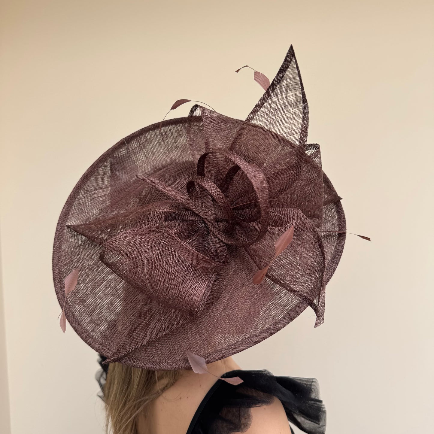 J Bees JB25/93 Chocolate Brown Hatinator