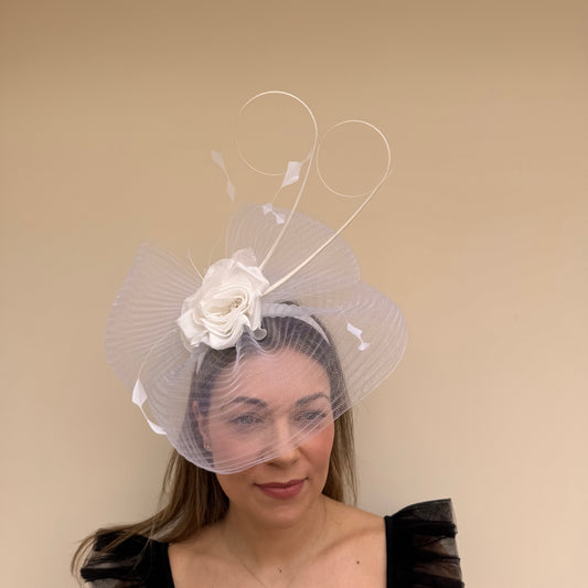 J Bees JB26/114 White Mesh Fascinator