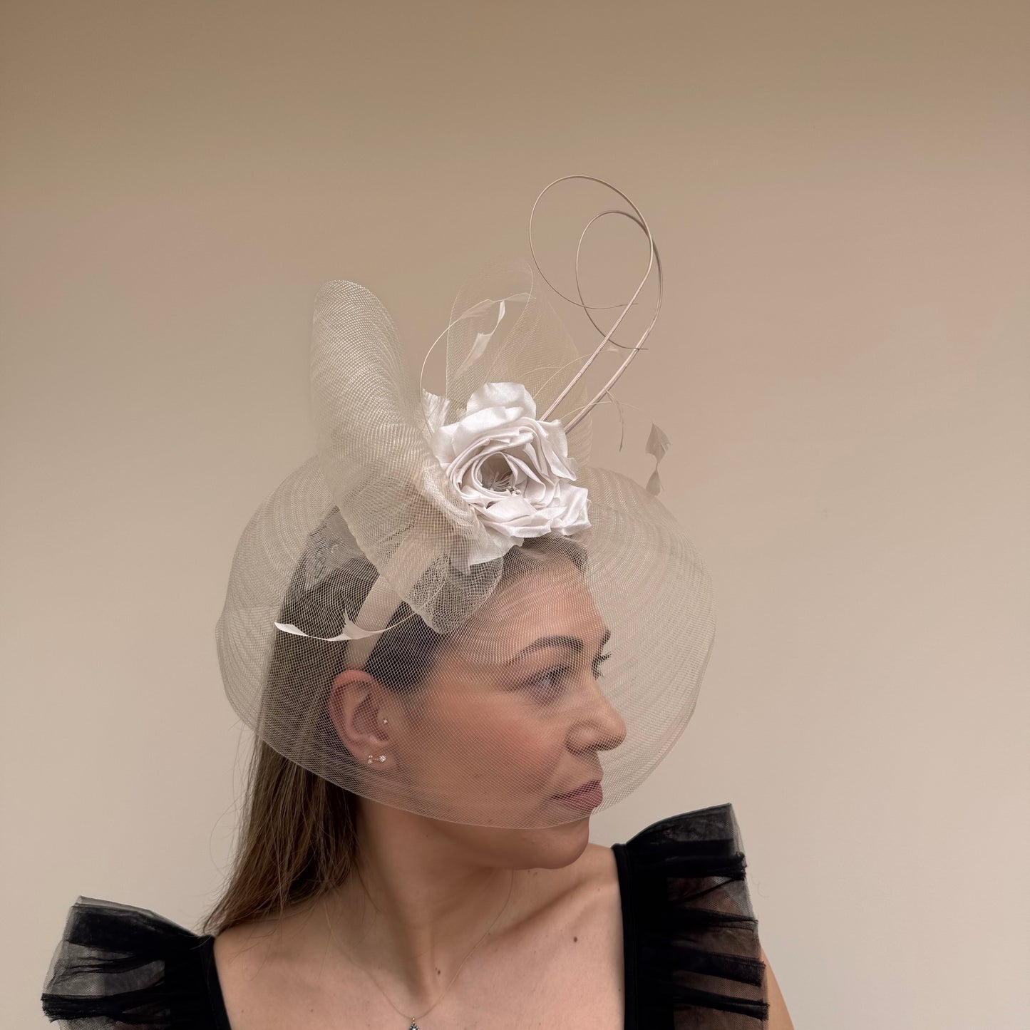 J Bees JB26/114 Champagne Beige Mesh Fascinator