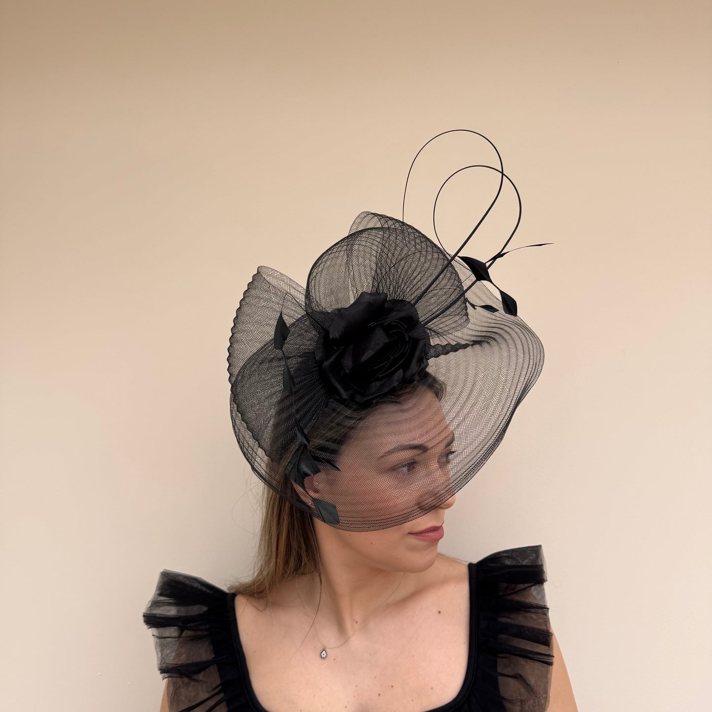J Bees JB26/114 Black Mesh Fascinator