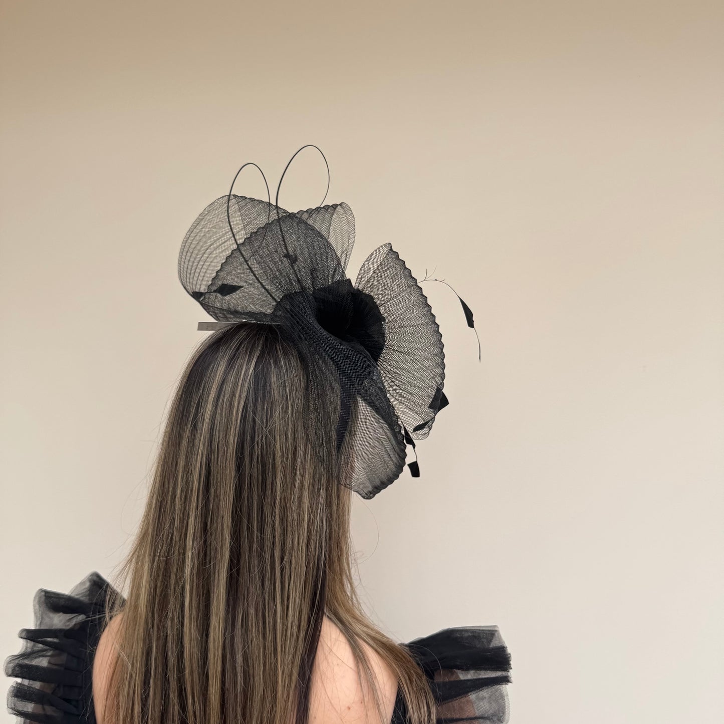J Bees JB26/114 Black Mesh Fascinator