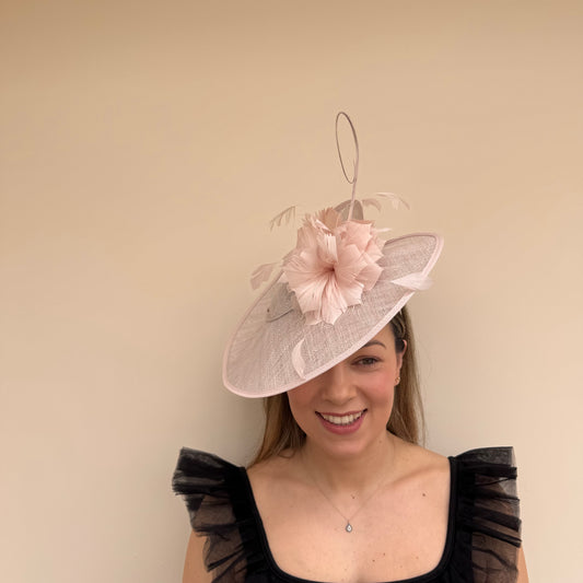 J Bees JB26/120 Oyster and Silver Lurex Hatinator