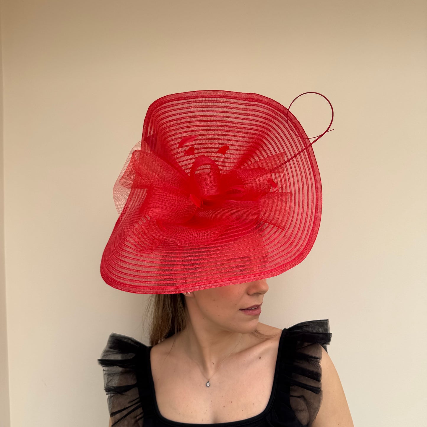 J Bees JB26/149 Poppy Red Hatinator