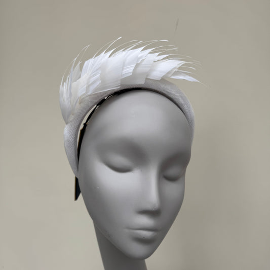 Failsworth 9714 Off White Feather Headband