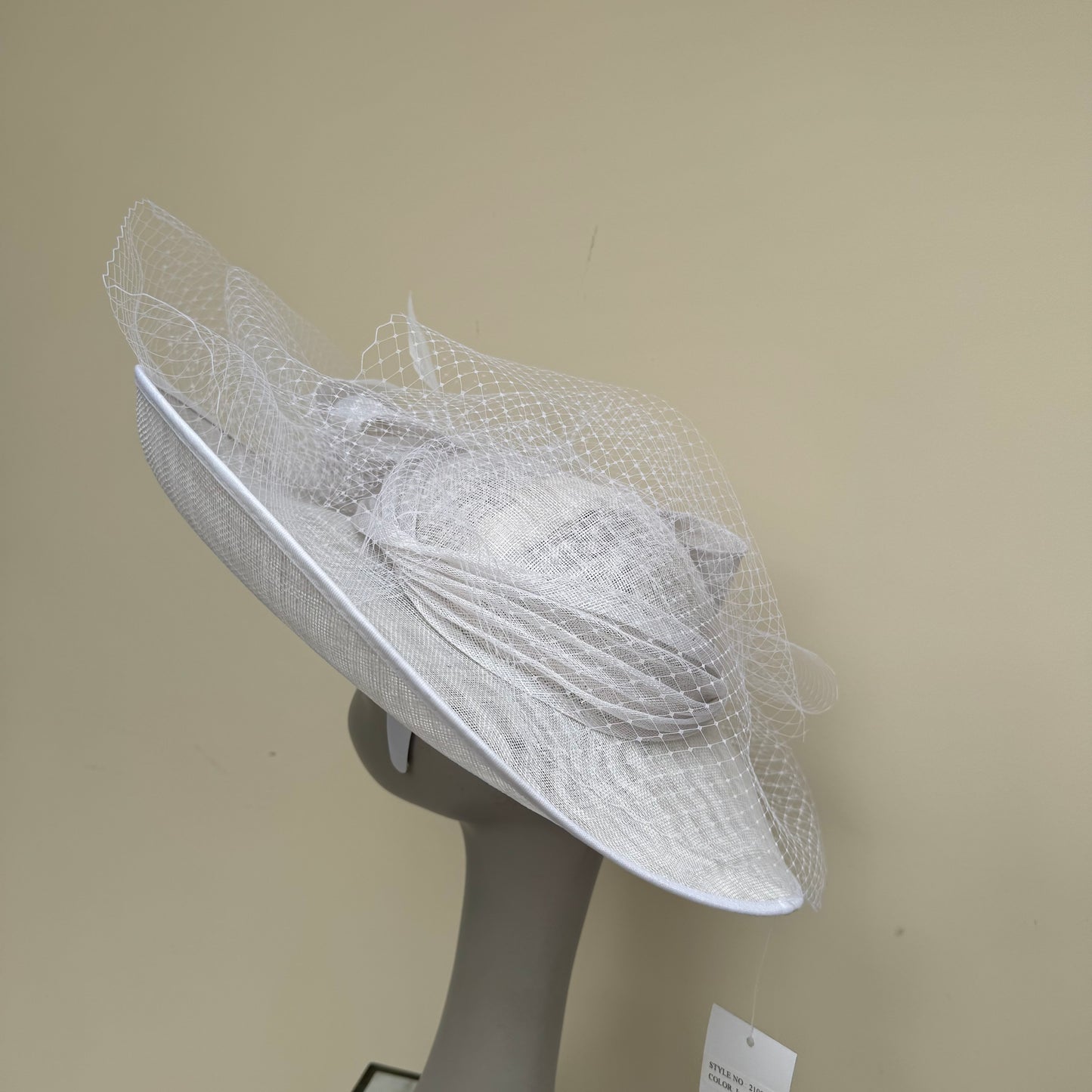 Nigel Rayment 210070 Ivory Hatinator