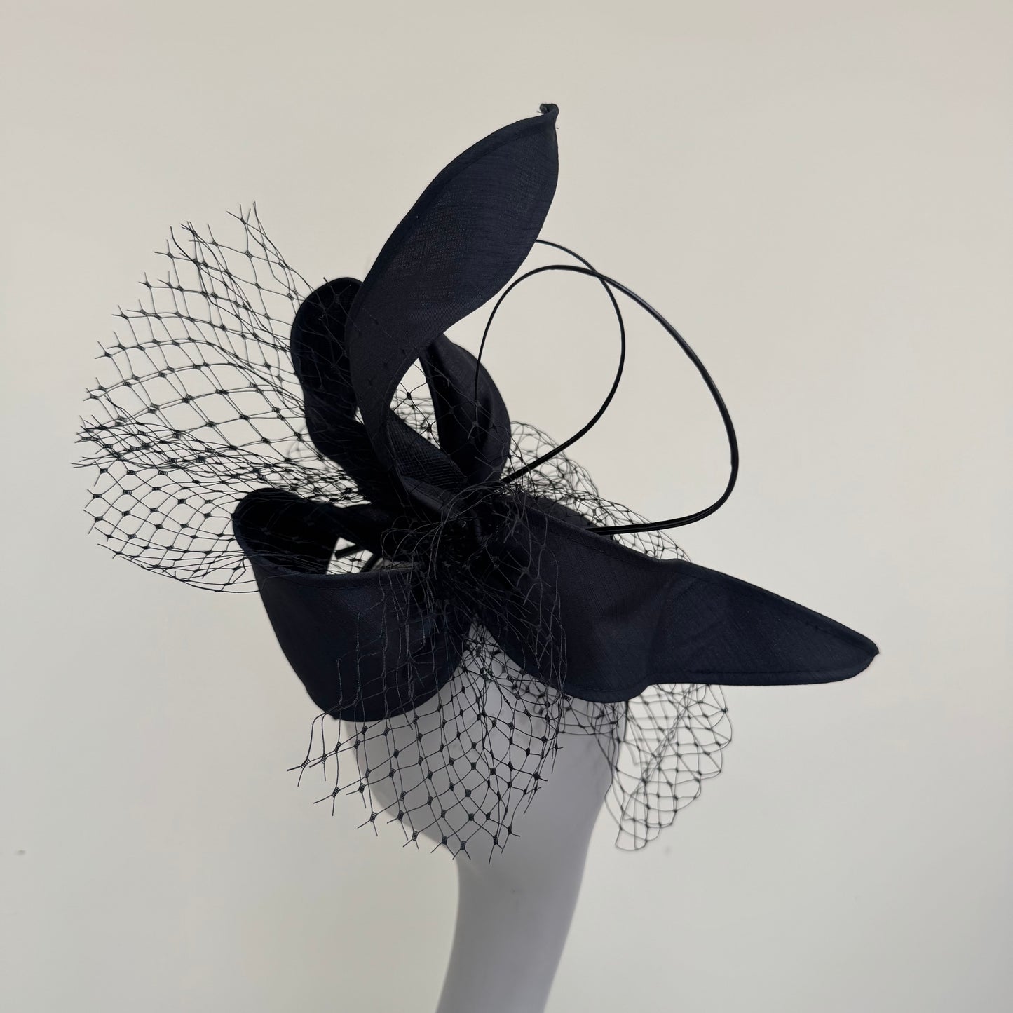Nigel Rayment 23071 Black Pillbox Fascinator