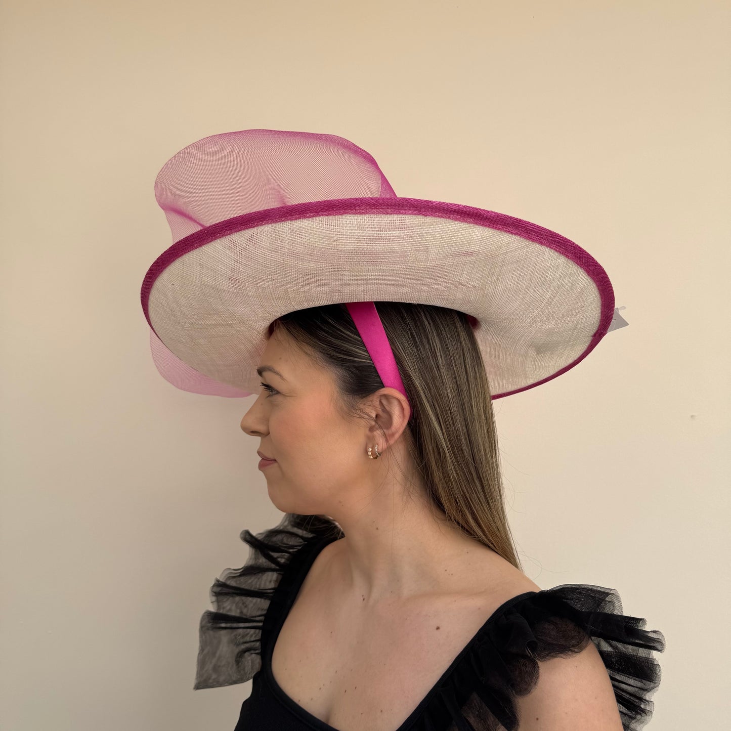 J Bees JB26/128 Ivory and Magenta Pink Hatinator