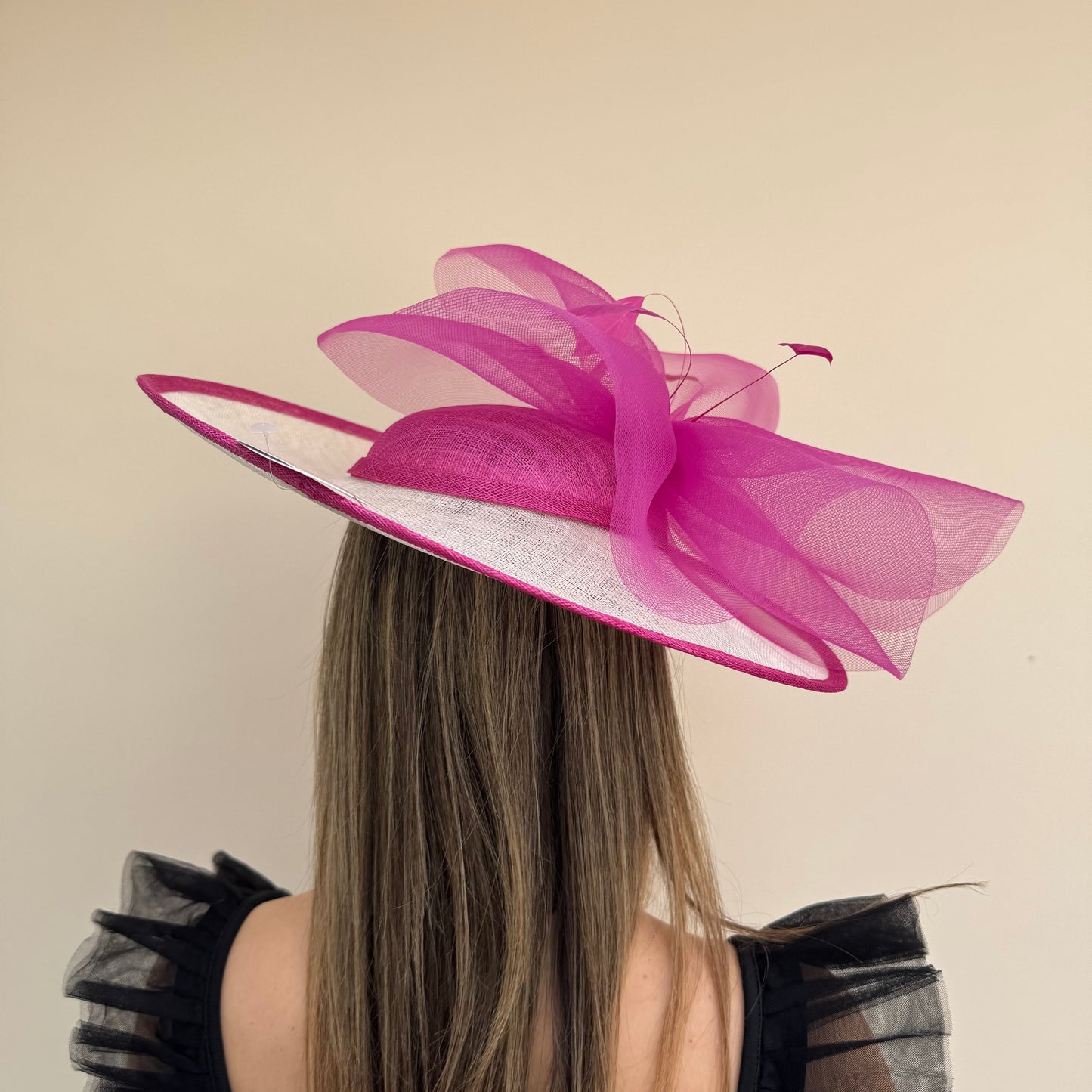 J Bees JB26/128 Ivory and Magenta Pink Hatinator