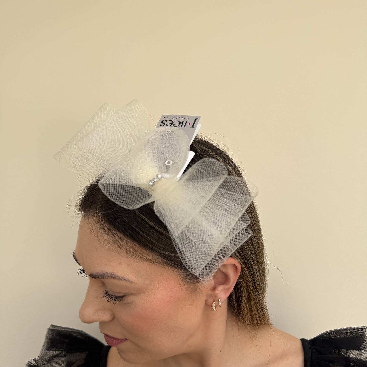 J Bees JB26/113 Ivory Fascinator with Sparkle