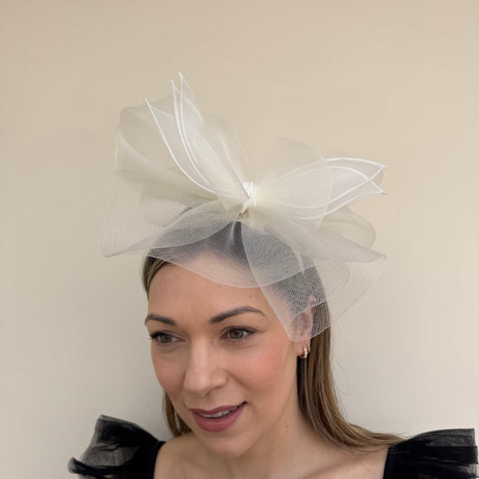 J Bees JB25/72 Dove Cream Mesh Fascinator