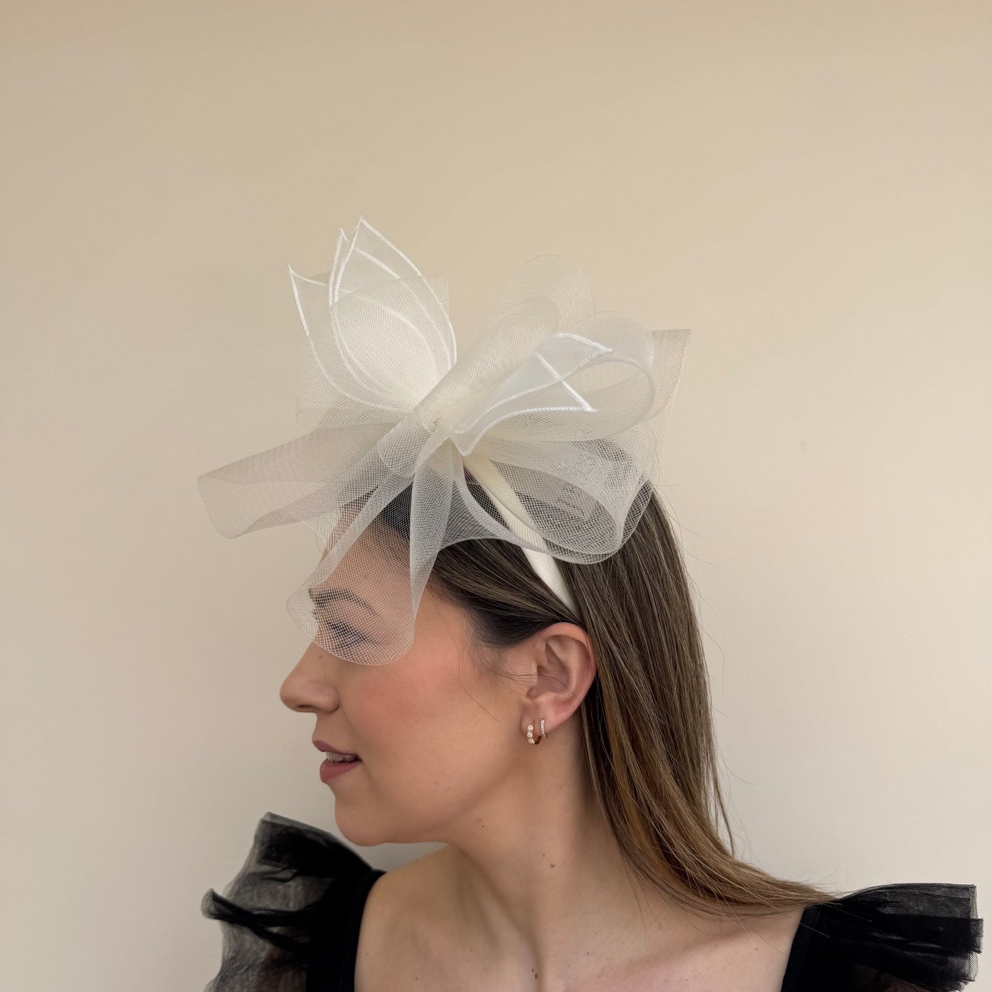 J Bees JB25/72 Dove Cream Mesh Fascinator