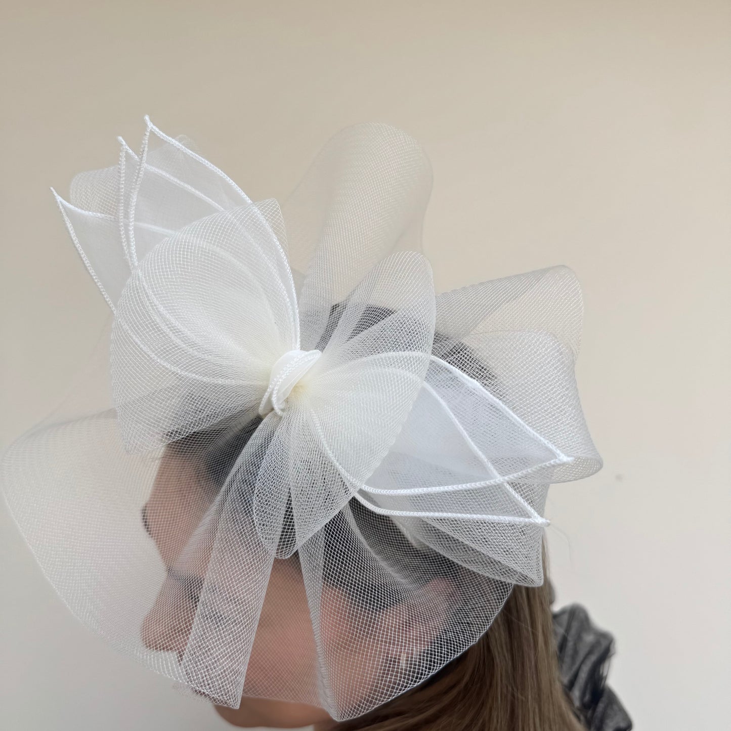 J Bees JB25/72 Dove Cream Mesh Fascinator