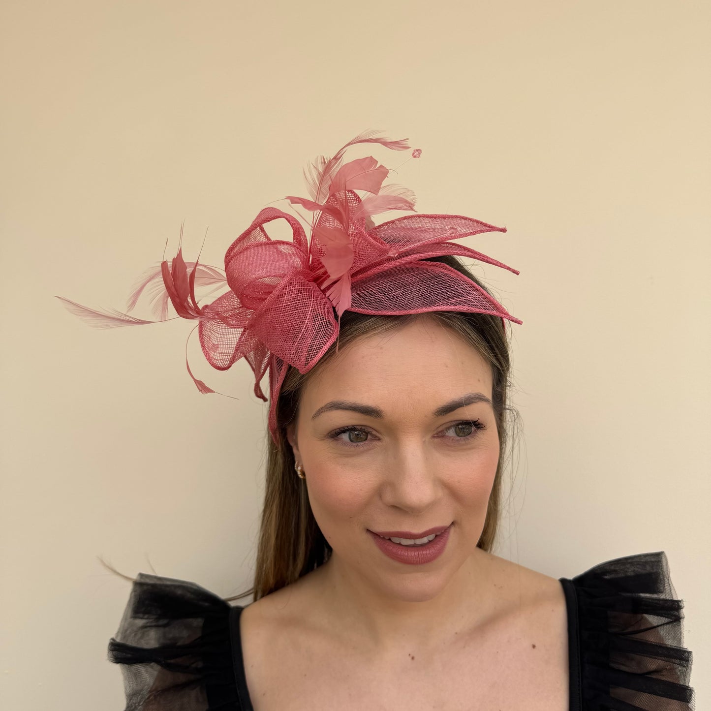 J Bees JB23/318 Coral Pink Fascinator