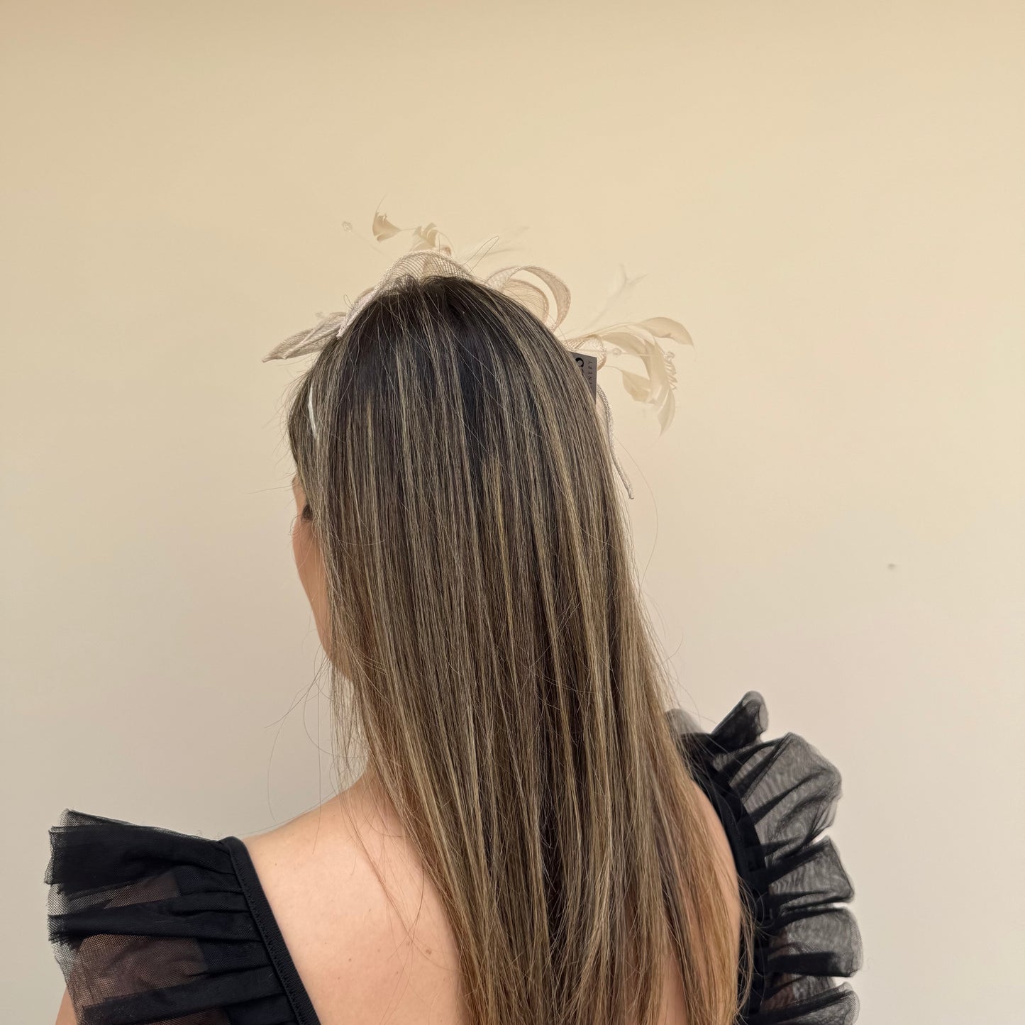 J Bees JB23/318 Linen Beige Fascinator