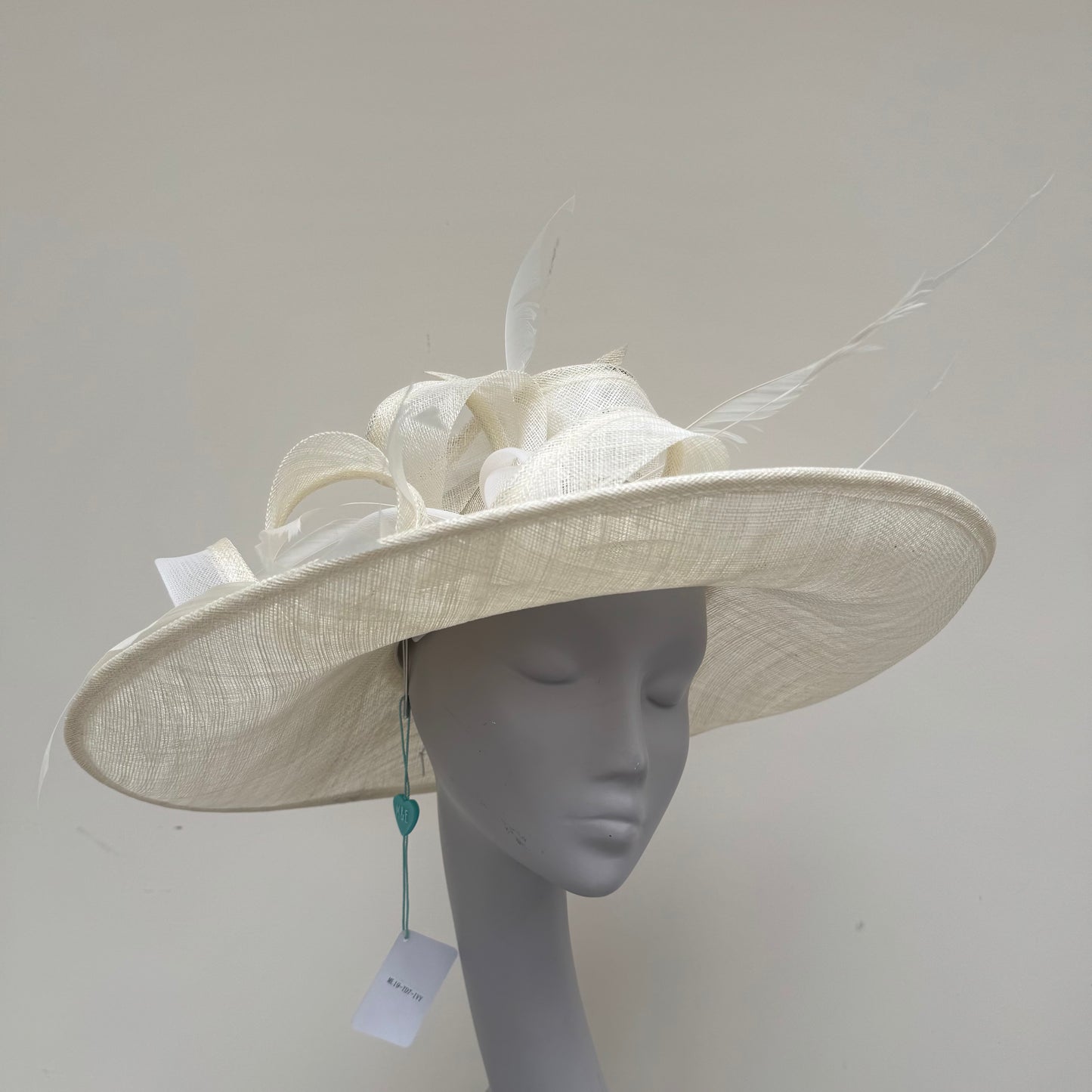 Max and Ellie TD7 Ivory Disc Hat