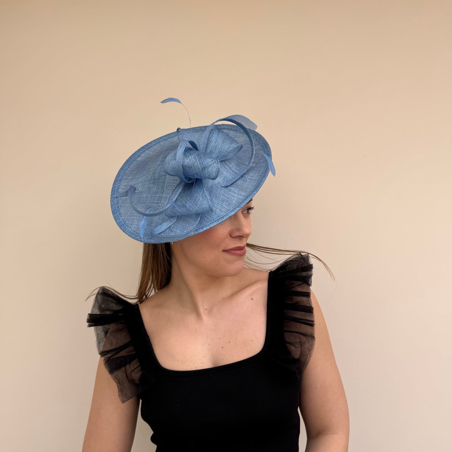 Max and Ellie AD1 Bluebell Hatinator