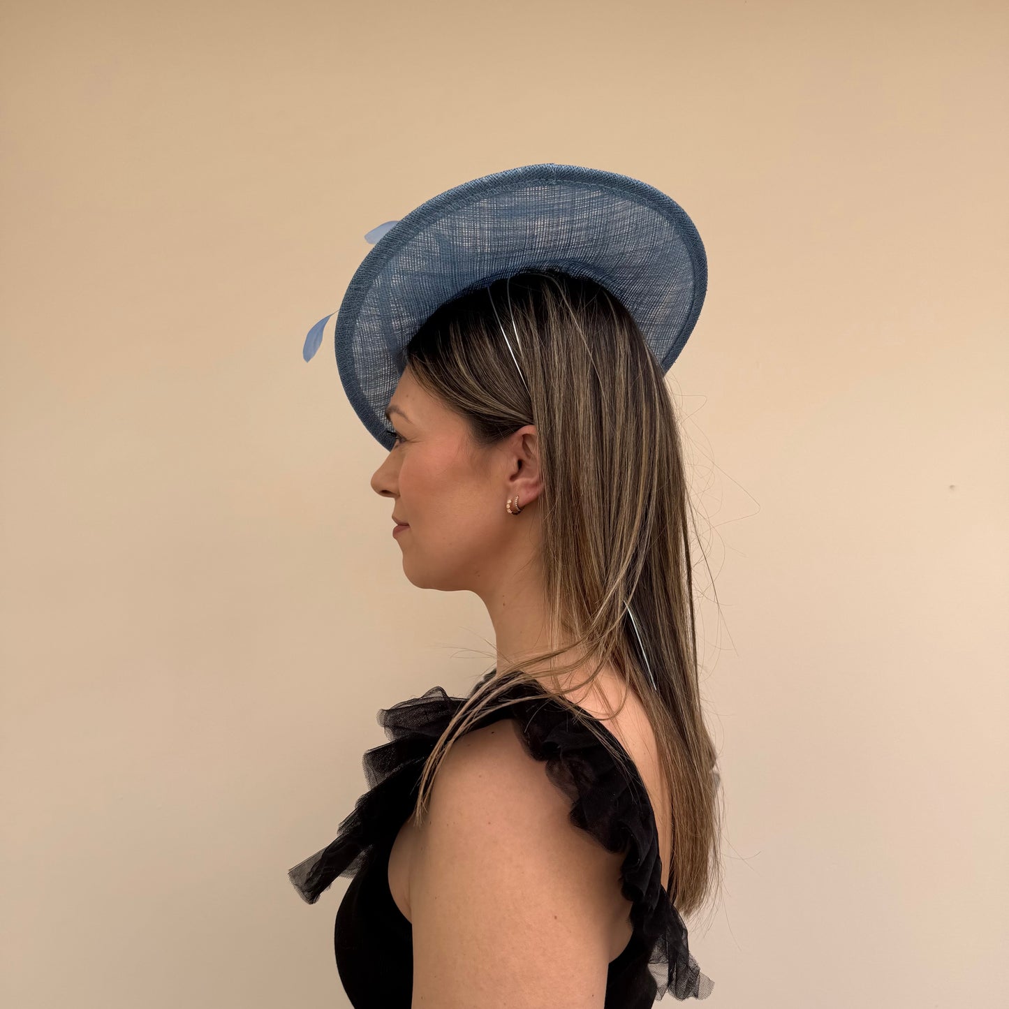 Max and Ellie AD1 Bluebell Hatinator