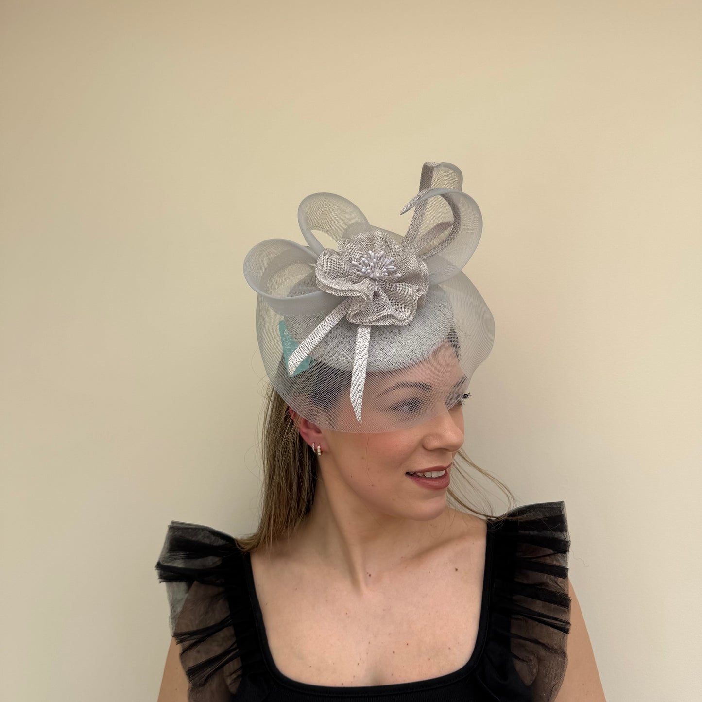 Max and Ellie JP3 Matt Silver Pillbox Fascinator