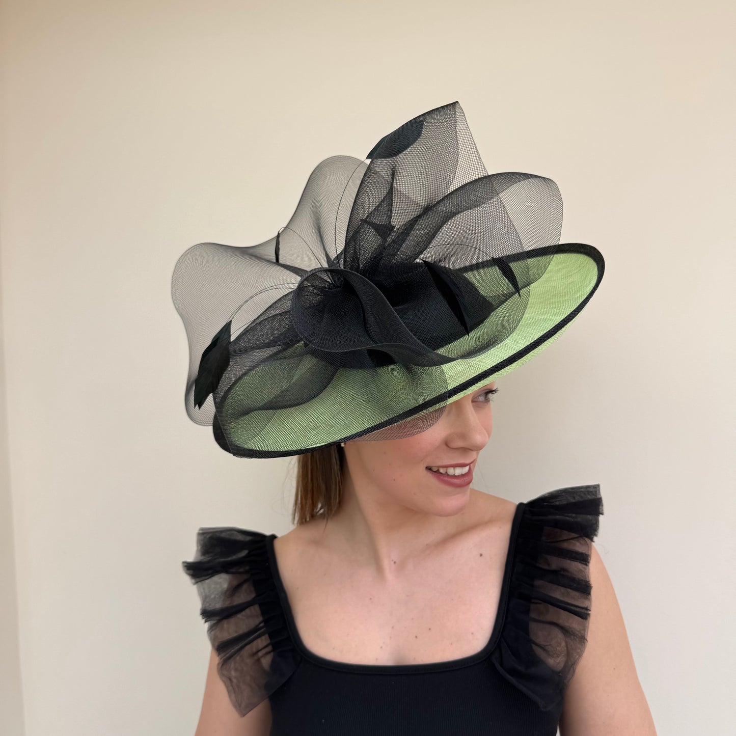 J Bees JB26/128 Lime & Black Hatinator