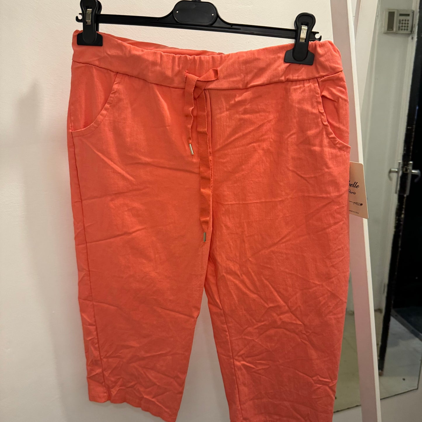 Magic Capri Shorts