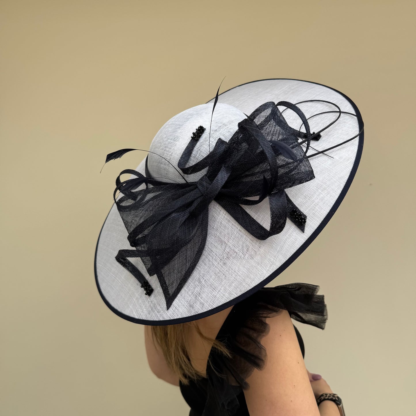 J Bees JB26/131 White and Navy Blue Hatinator