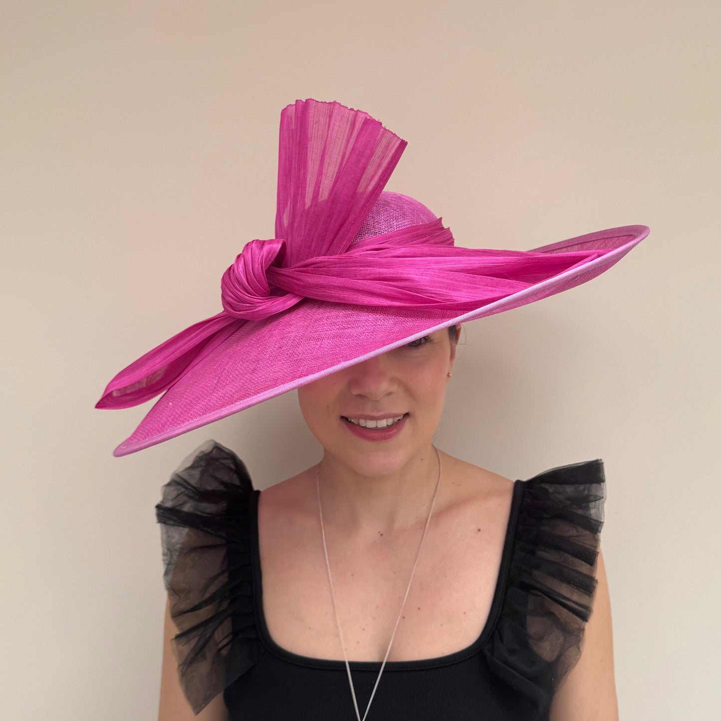 J Bees JB23/280 Magenta Pink Hatinator