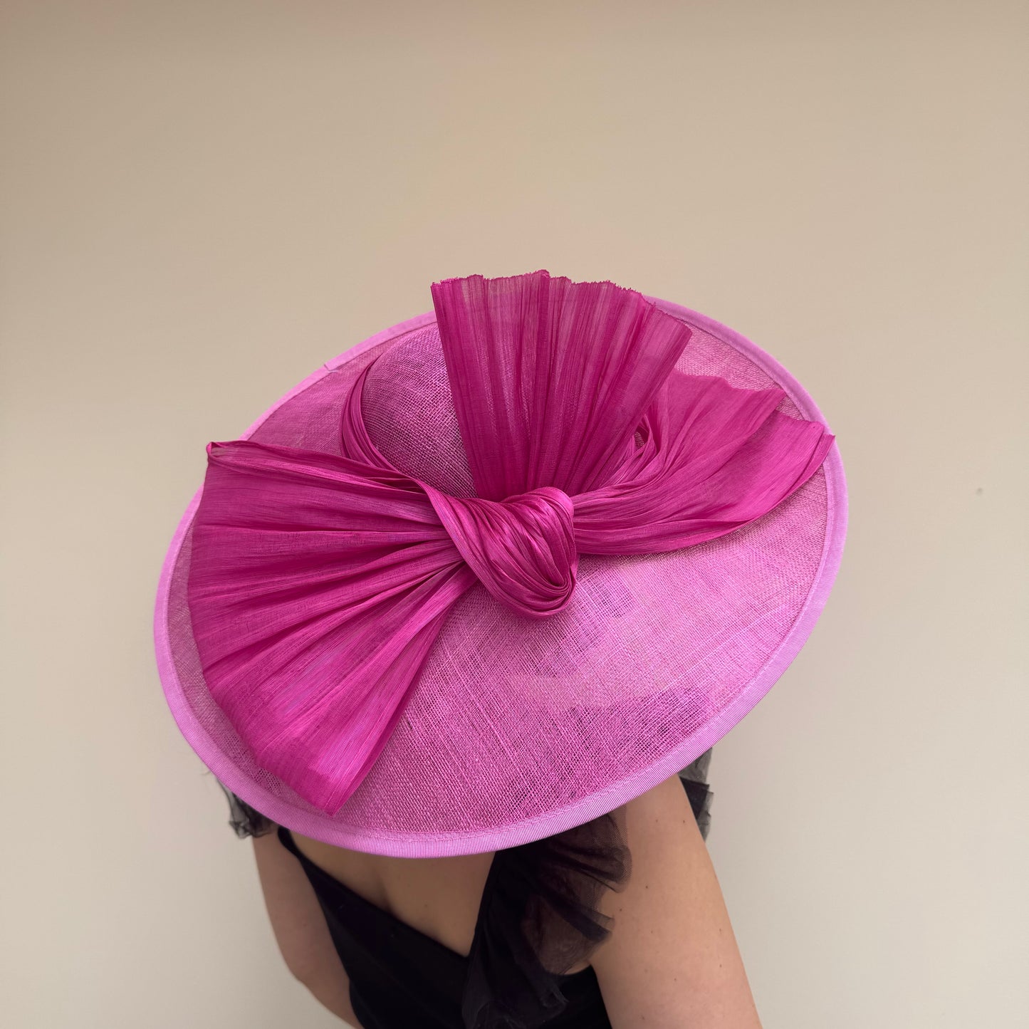 J Bees JB23/280 Magenta Pink Hatinator