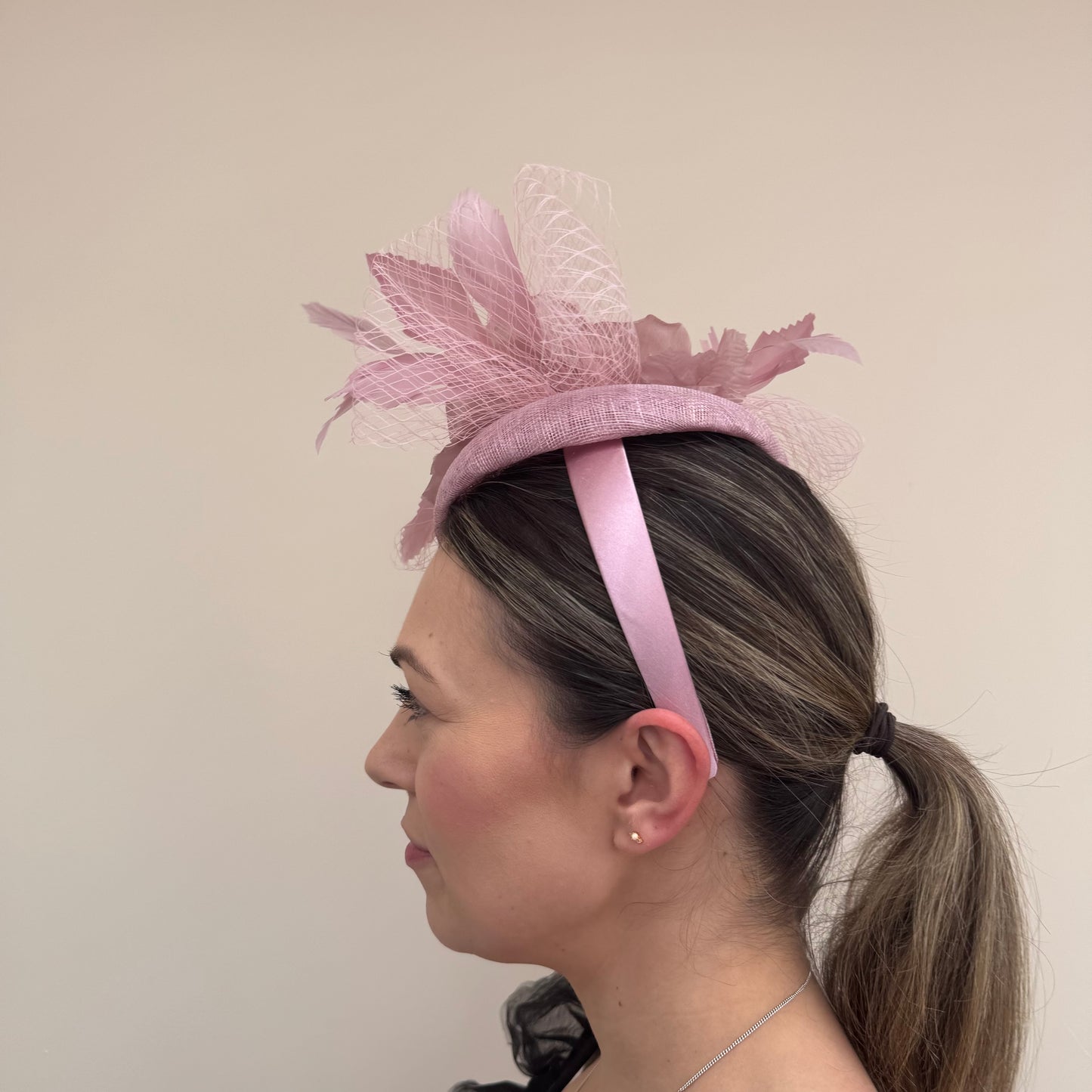 J Bees JB26/111 Quartz Pink Pillbox with lace and rose