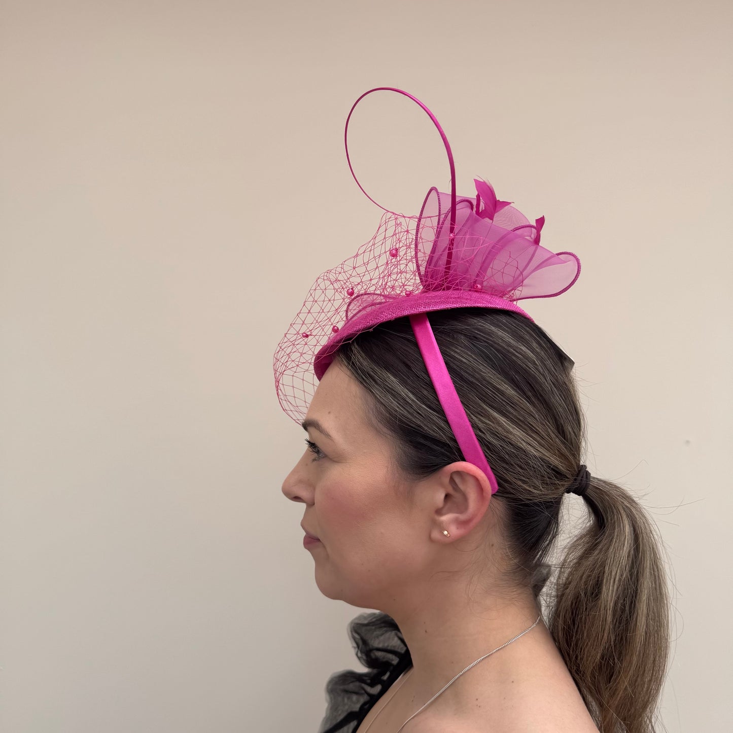 J Bees JB26/108 Magenta Pink Pillbox with pearl and lace