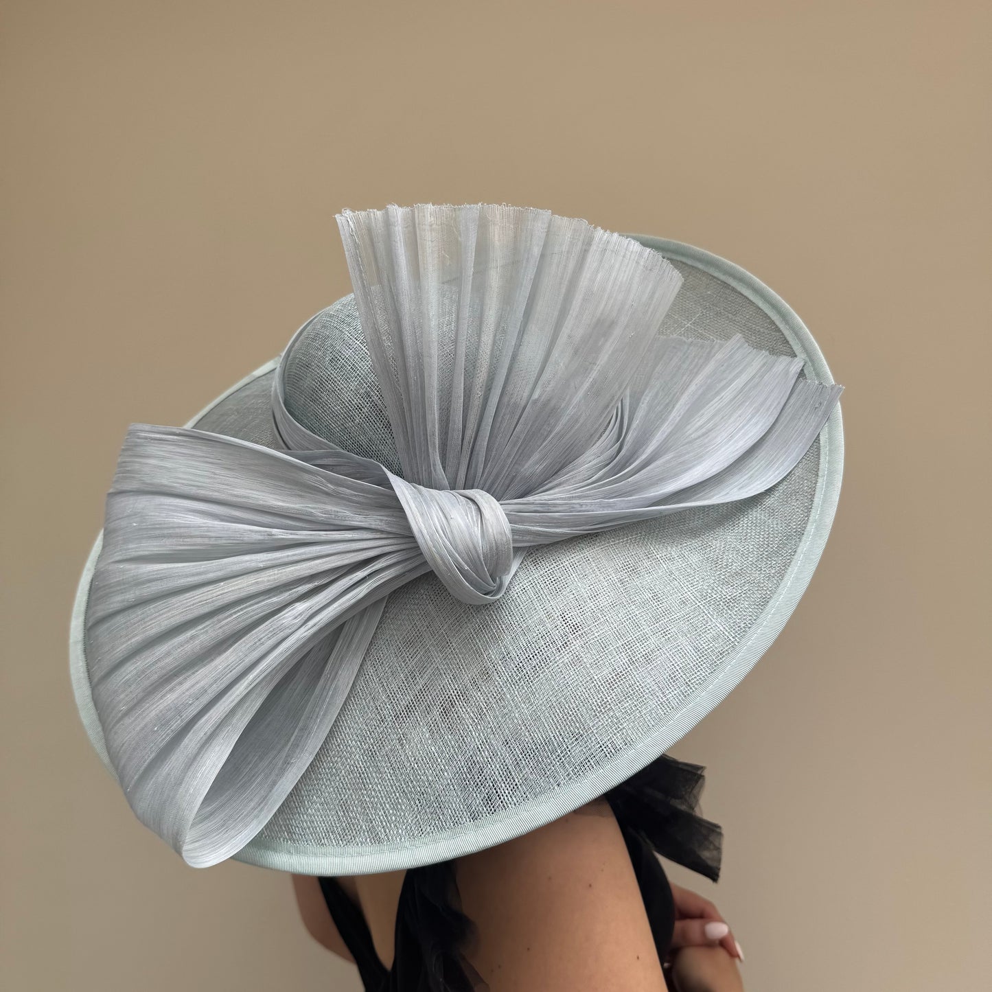 J Bees JB23/280 Powder Blue Hatinator