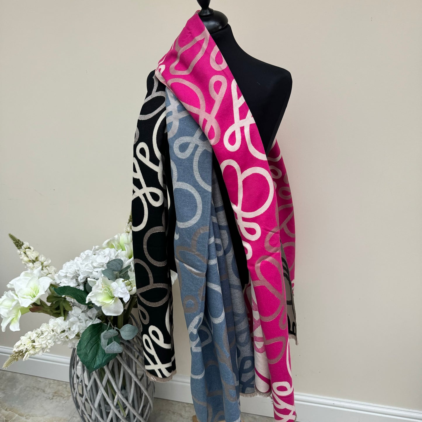 Malissa J Reversible 3 Tone Swirl Design Scarf