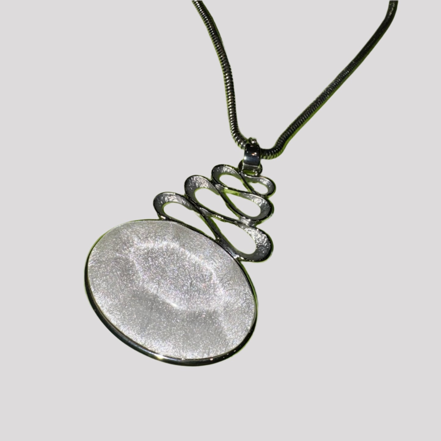 Dante Pearlescent Swirl Necklace