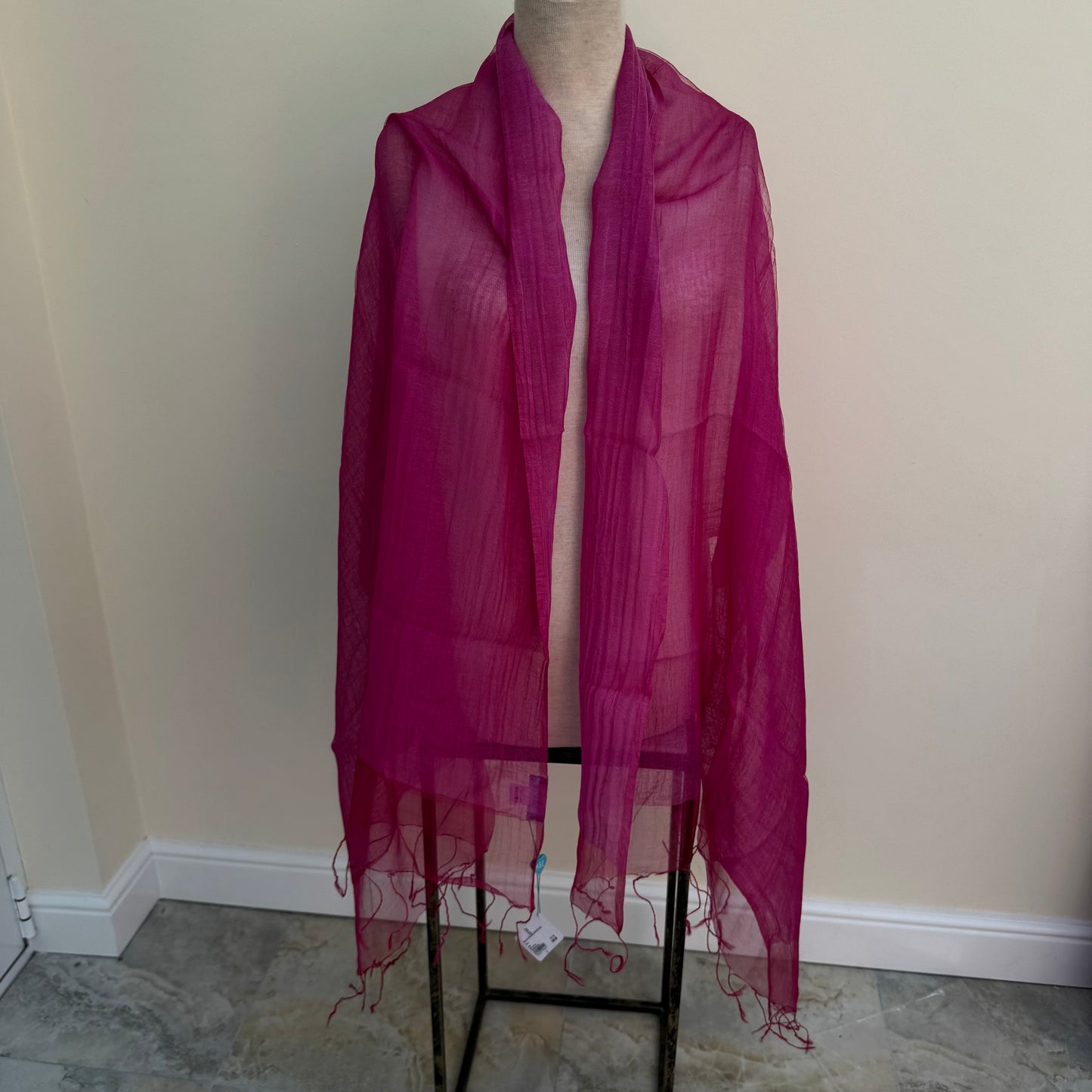 Max and Ellie CS8 Fuchsia/Flamingo Silk & Cotton Wrap