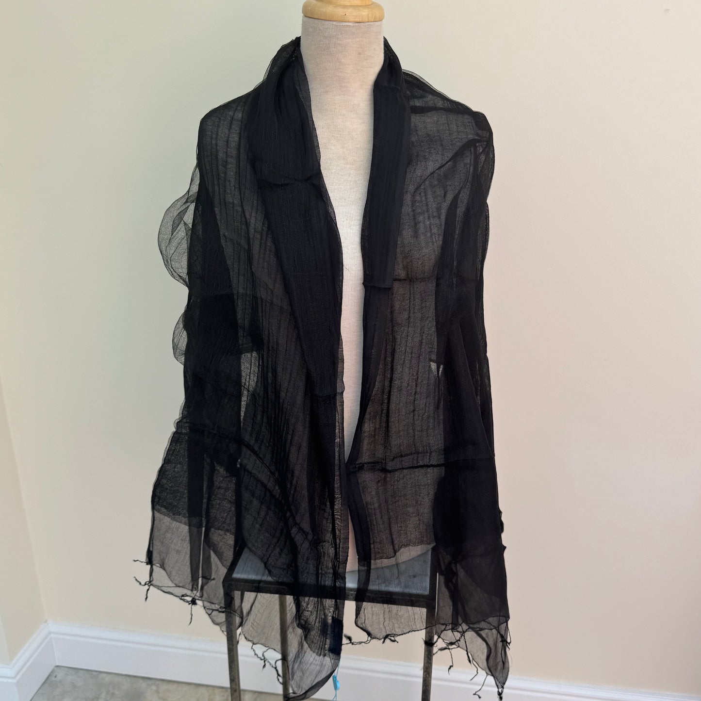 Max and Ellie CS8 Black Silk Cotton Wrap