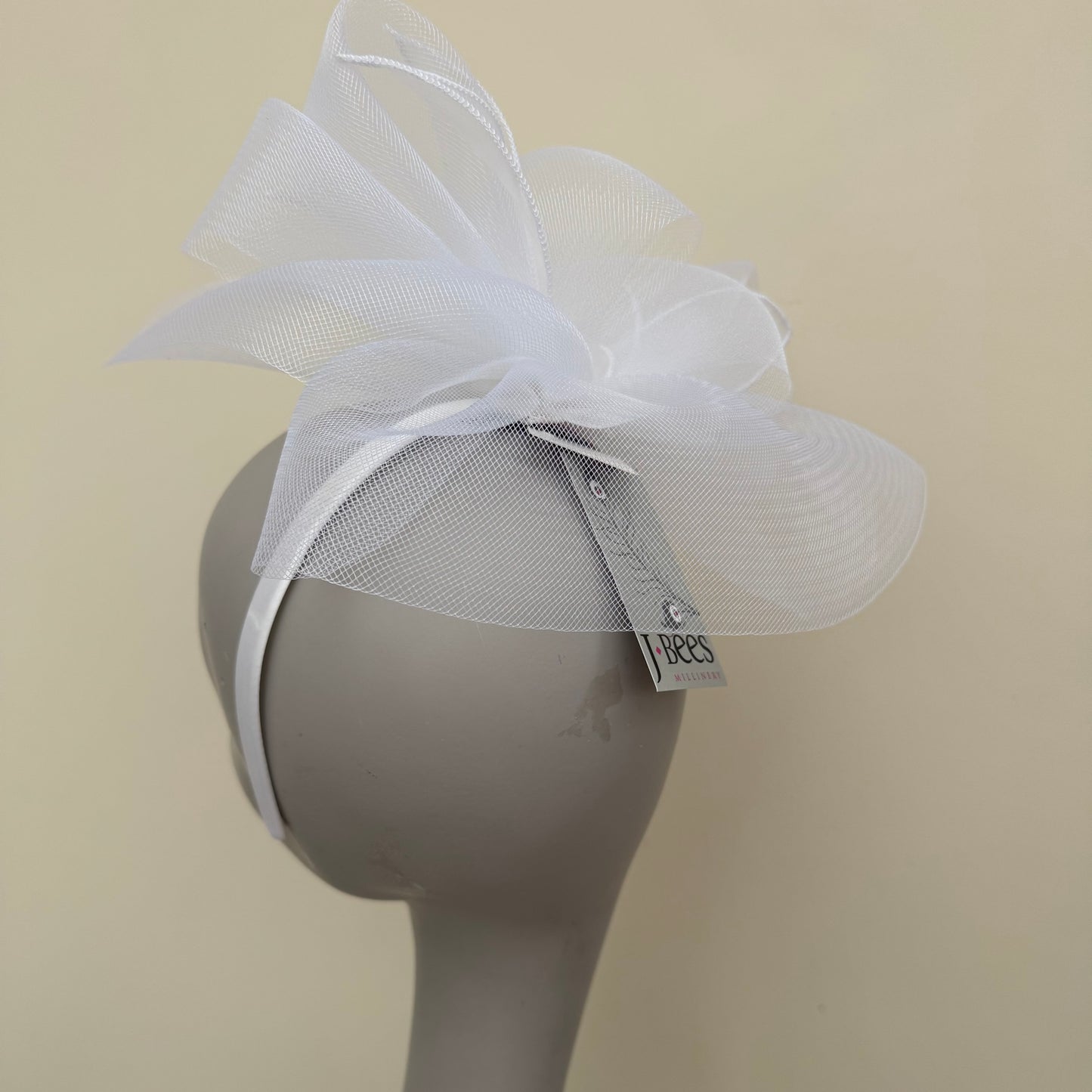 J Bees JB25/72 White Mesh Fascinator