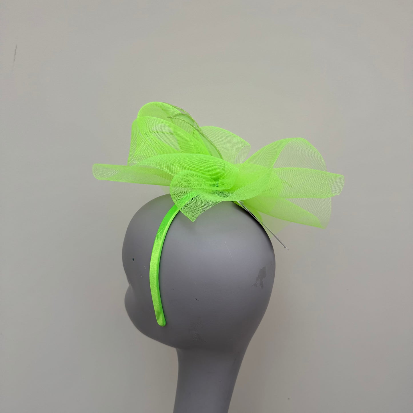 J Bees JB25/72 Lime Neon Green Mesh Fascinator