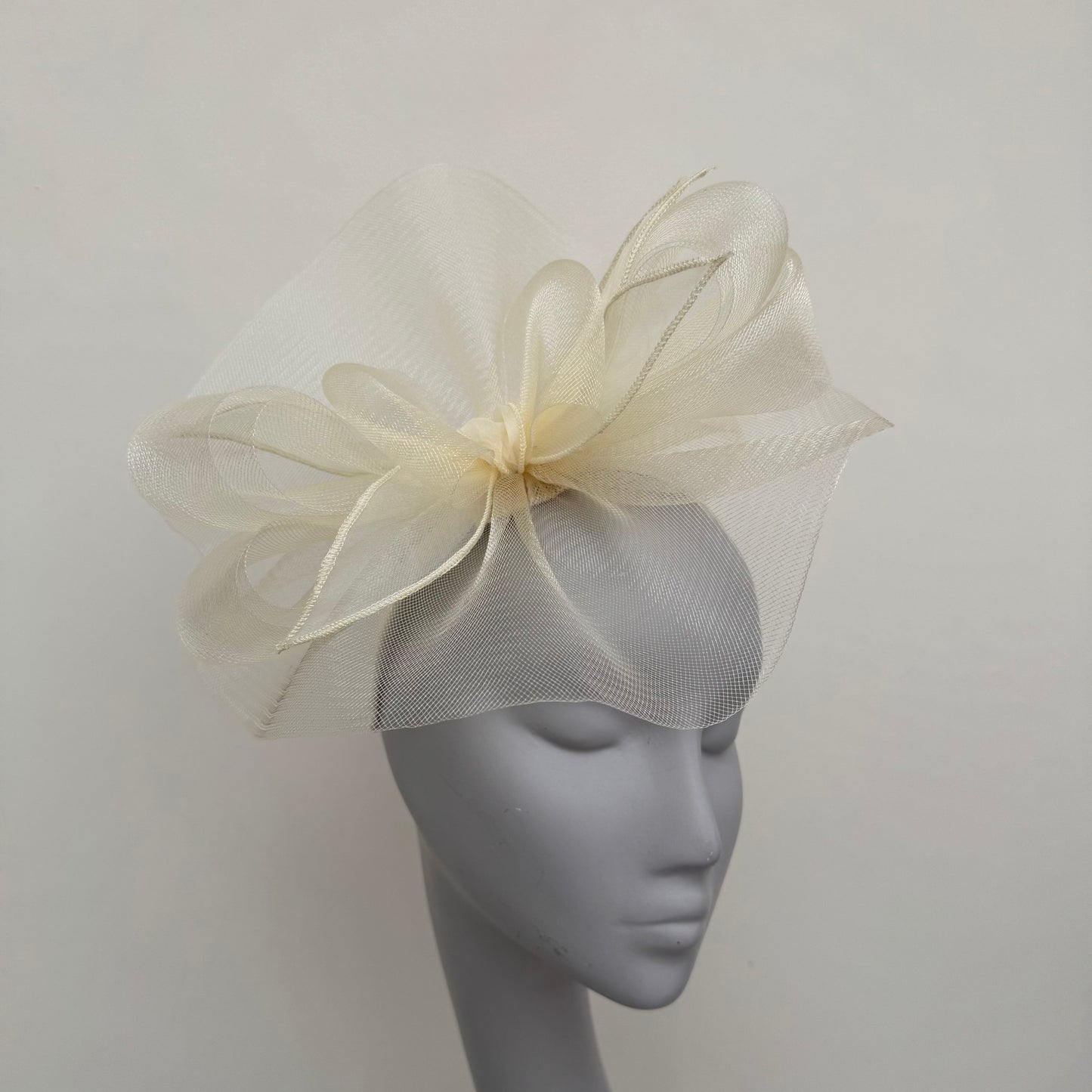 J Bees JB25/72 Opal - Pale Yellow Fascinator