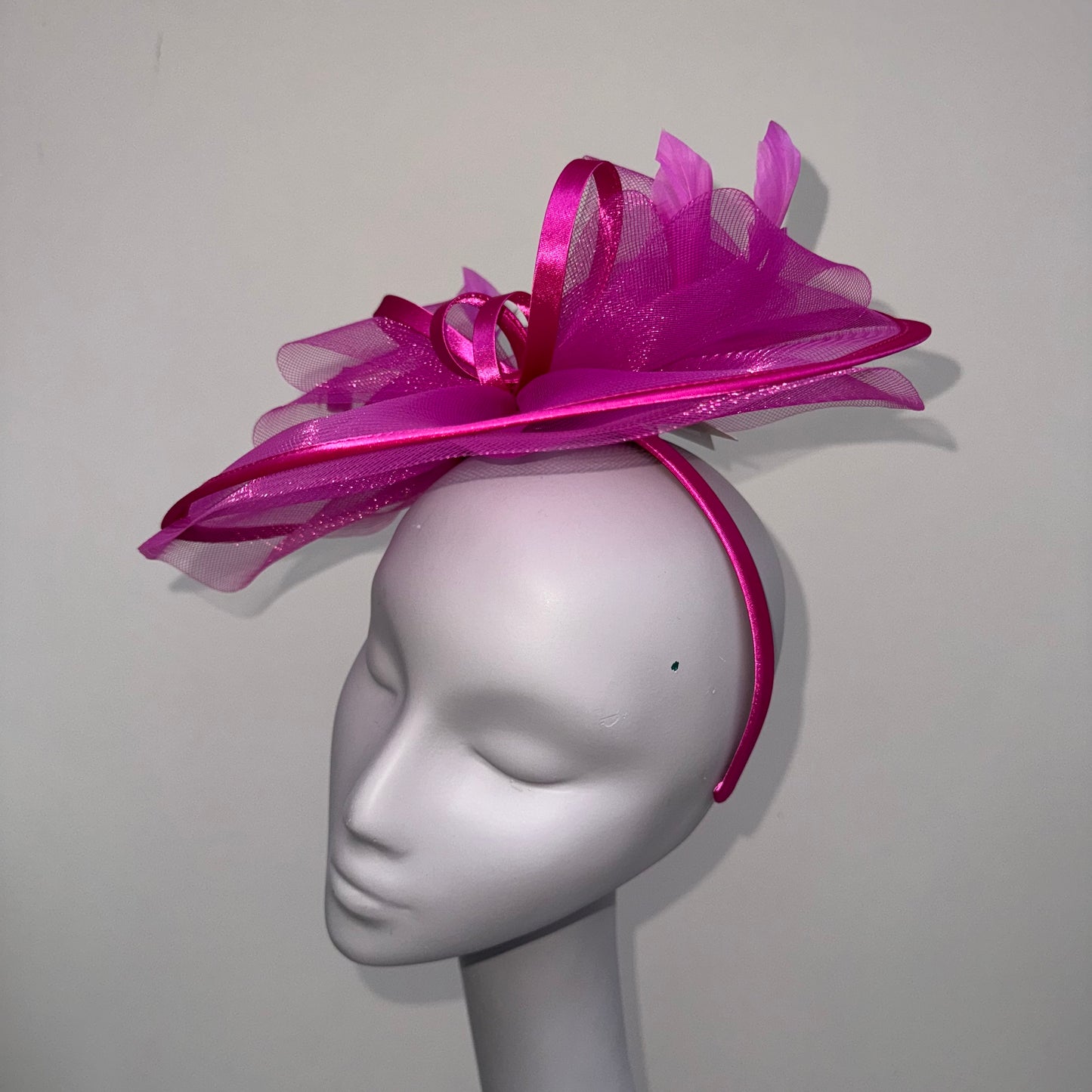 J Bees JB25/71 Fuchsia Pink Crin with Satin Detail Fascinator