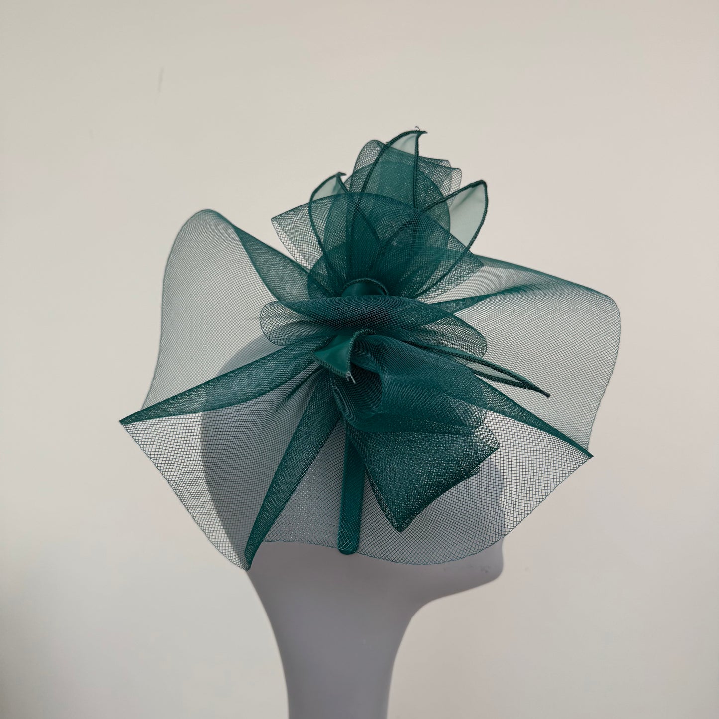 J Bees JB25/72 Emerald Dark Green Mesh Fascinator