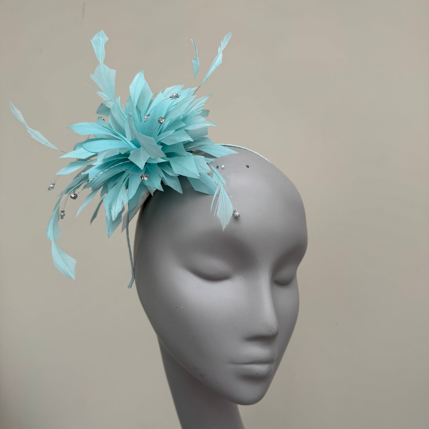 JBees JB25/68 Aqua Blue Feather fascinator