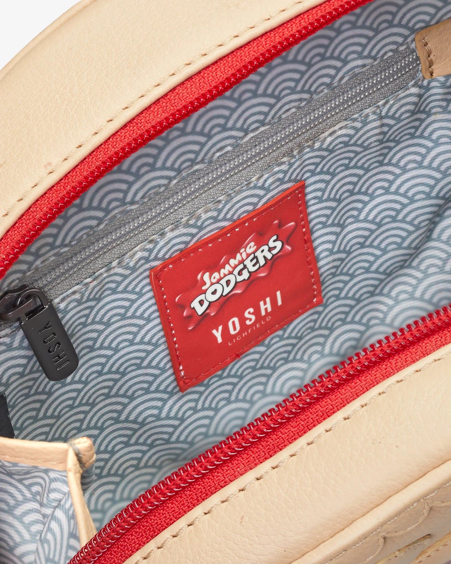 Yoshi YB167 Jammie Dodger Cross Body Bag Biscuit
