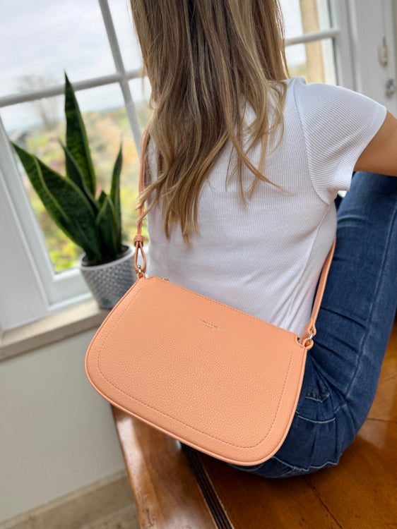 David Jones CM6708 Scooped crossbody bag