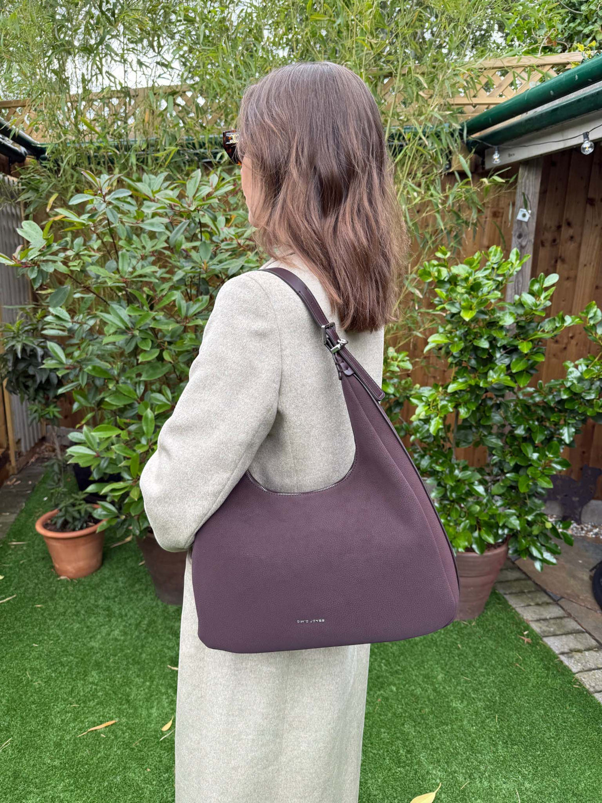David Jones CM8579 Scoop Shoulder Bag