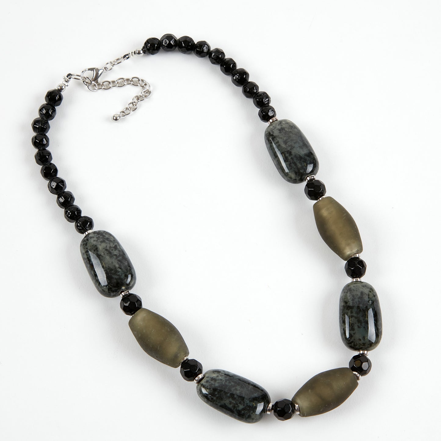 Dante Green and black necklace