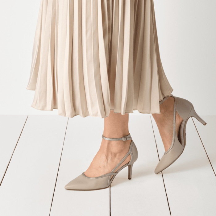 Tamaris Ivory Court Shoe with Gold Ankle Strap