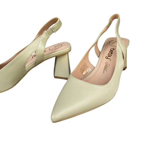 Betsy Light Green Pointed Court Shoe