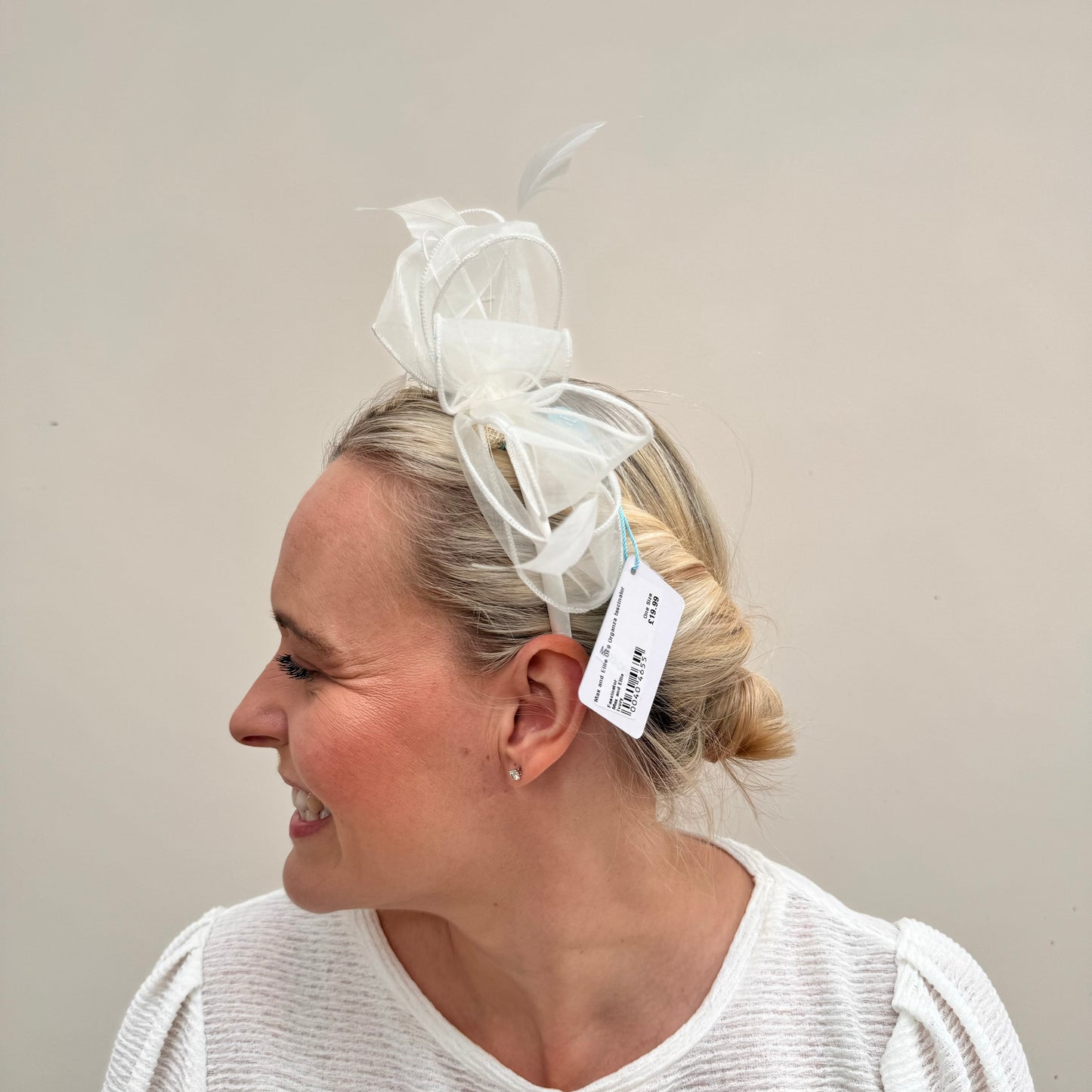 Max and Ellie OF9 Ivory Organza fascinator