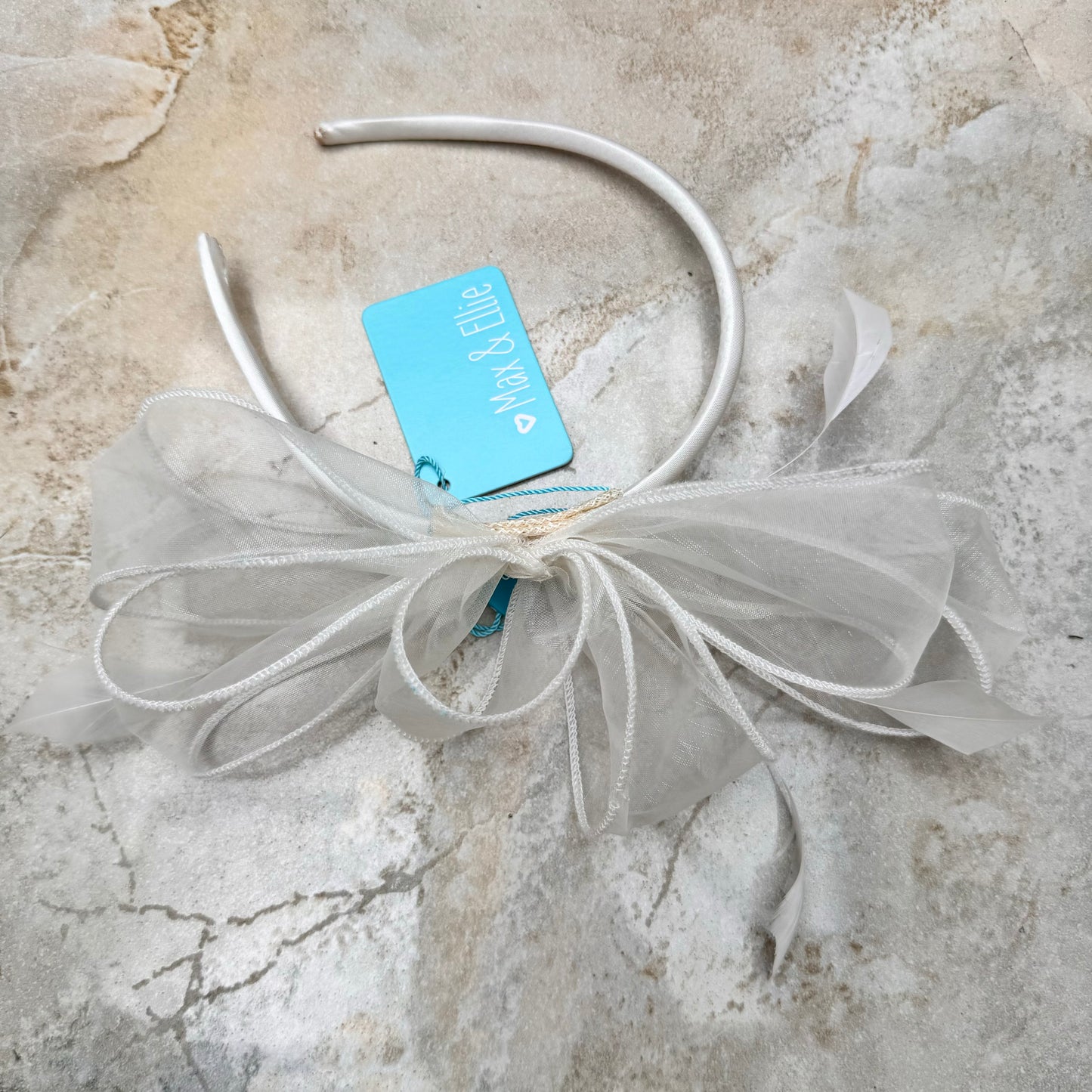 Max and Ellie OF9 Ivory Organza fascinator